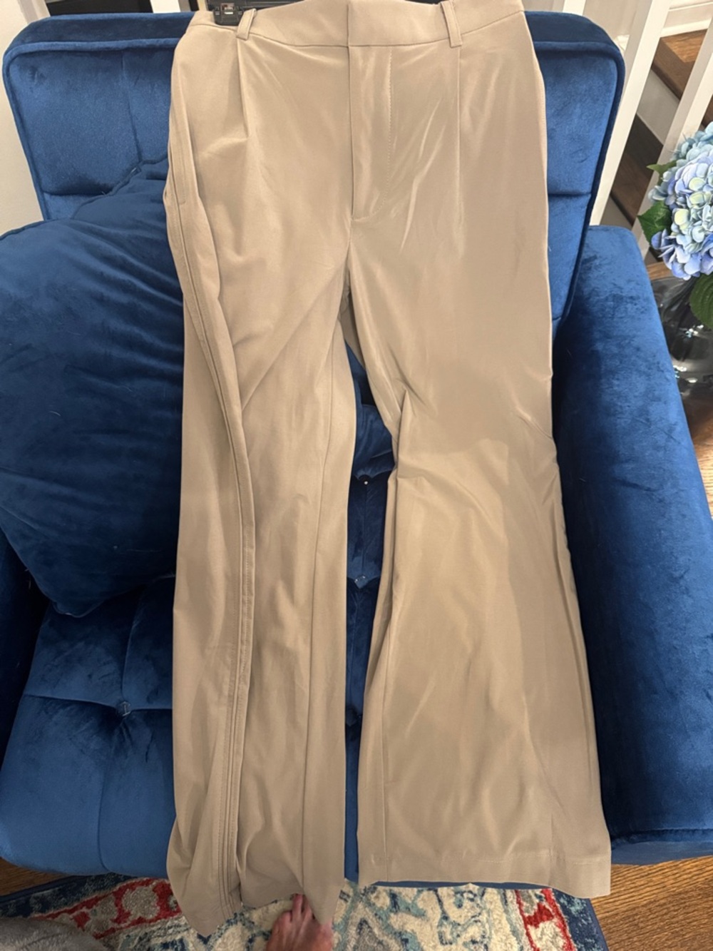Vuori womens Tan Dress Pants - Smooth Tailored Trousers. New never worn NWOT